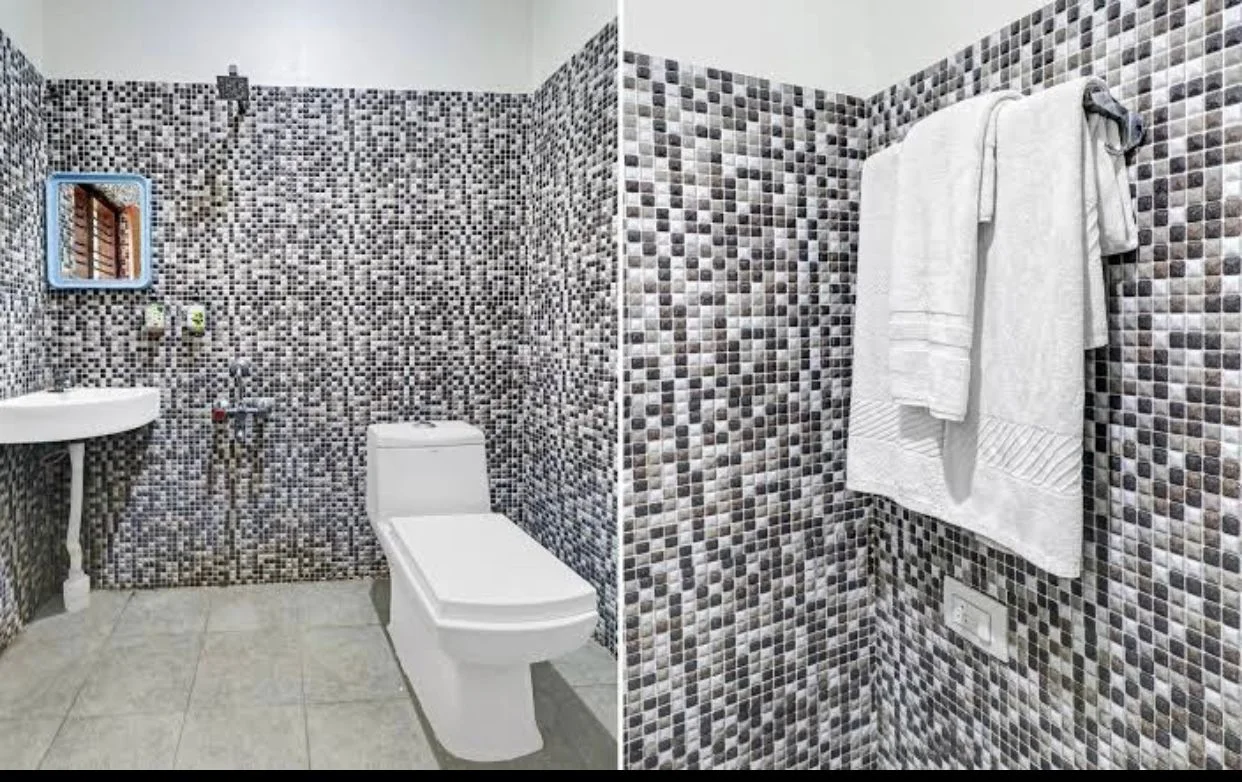 Bathroom at Lee Comfort
