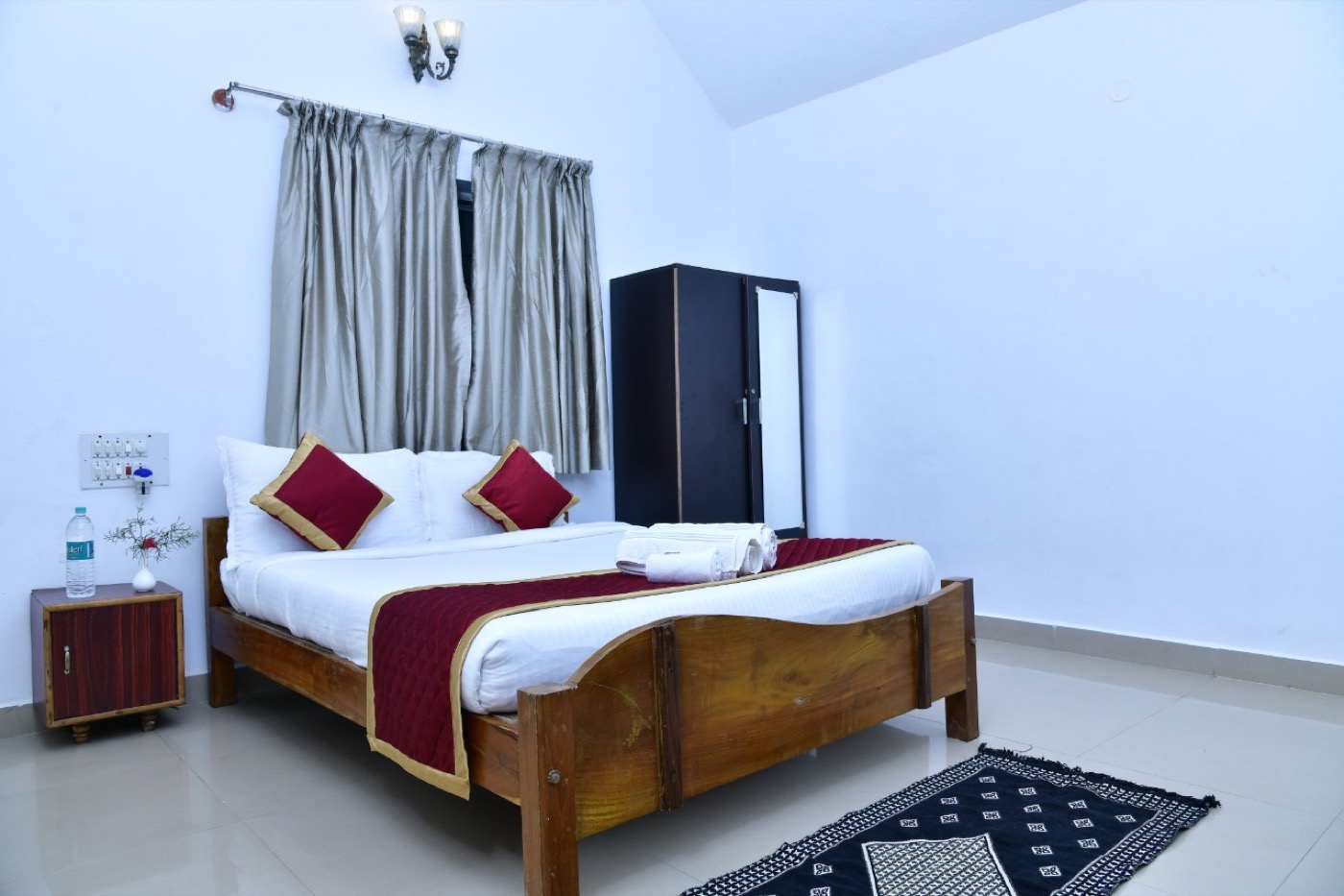 Double bed room at Coorg Homestay